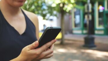 Zagadka oszustwa w Bielsku-Białej: policja szuka kobiety
