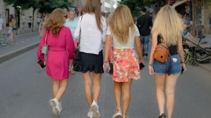 Podstępny mężczyzna nękał uczennice w Bielsku-Białej. Szkoła i Policja podejmują środki ostrożności