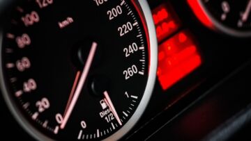 Naruszenie przepisów drogowych: Mieszkaniec powiatu pszczyńskiego przekroczył dozwoloną prędkość o 82 km/h